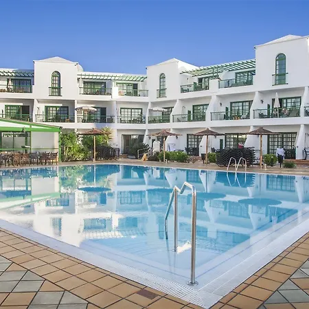 Aparthotel Club Del Carmen 3*
