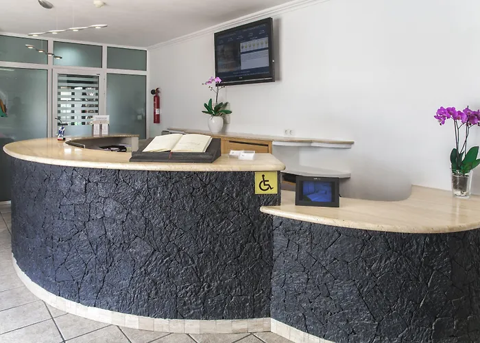 Club Del Carmen 4*